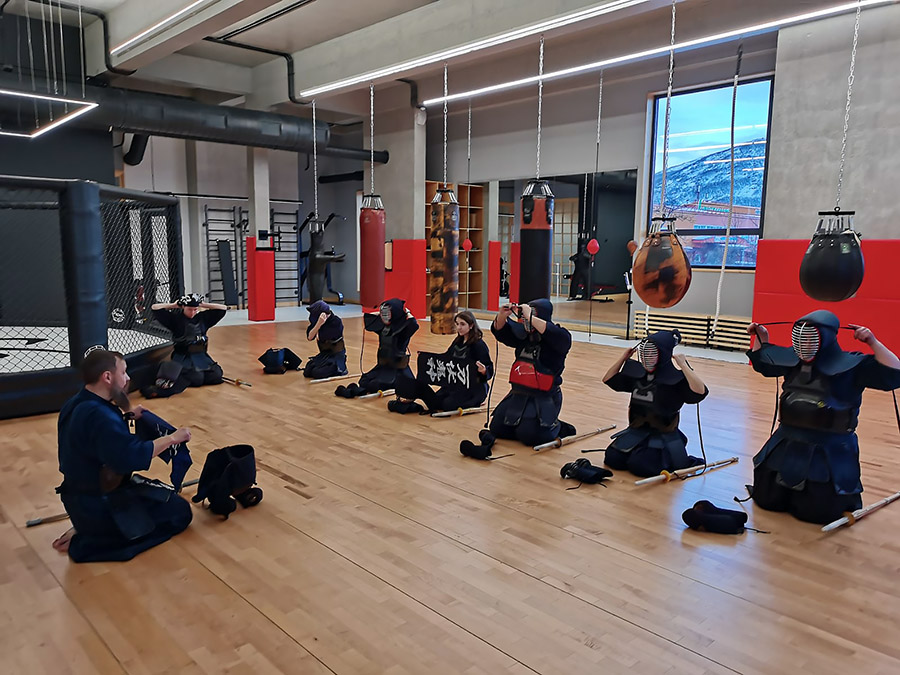 ba5732e9 96b7 403f b403 daea024e7923